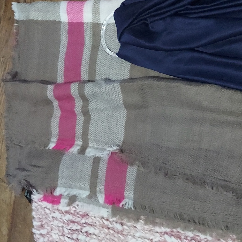 6 For $10 All Scarves For $5 Floral, Pink, Navy,  and Plaid Scarves Set - Picture 7 of 16